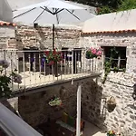 Gizemli Ayvalı