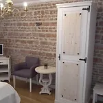 Gizemli Ayvalı